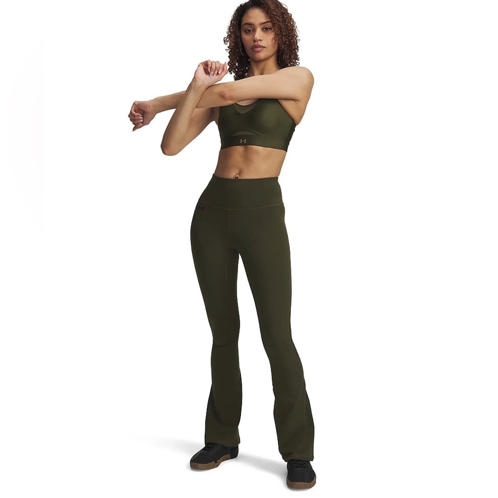 Under Armour Movement Women’s Flare Pants